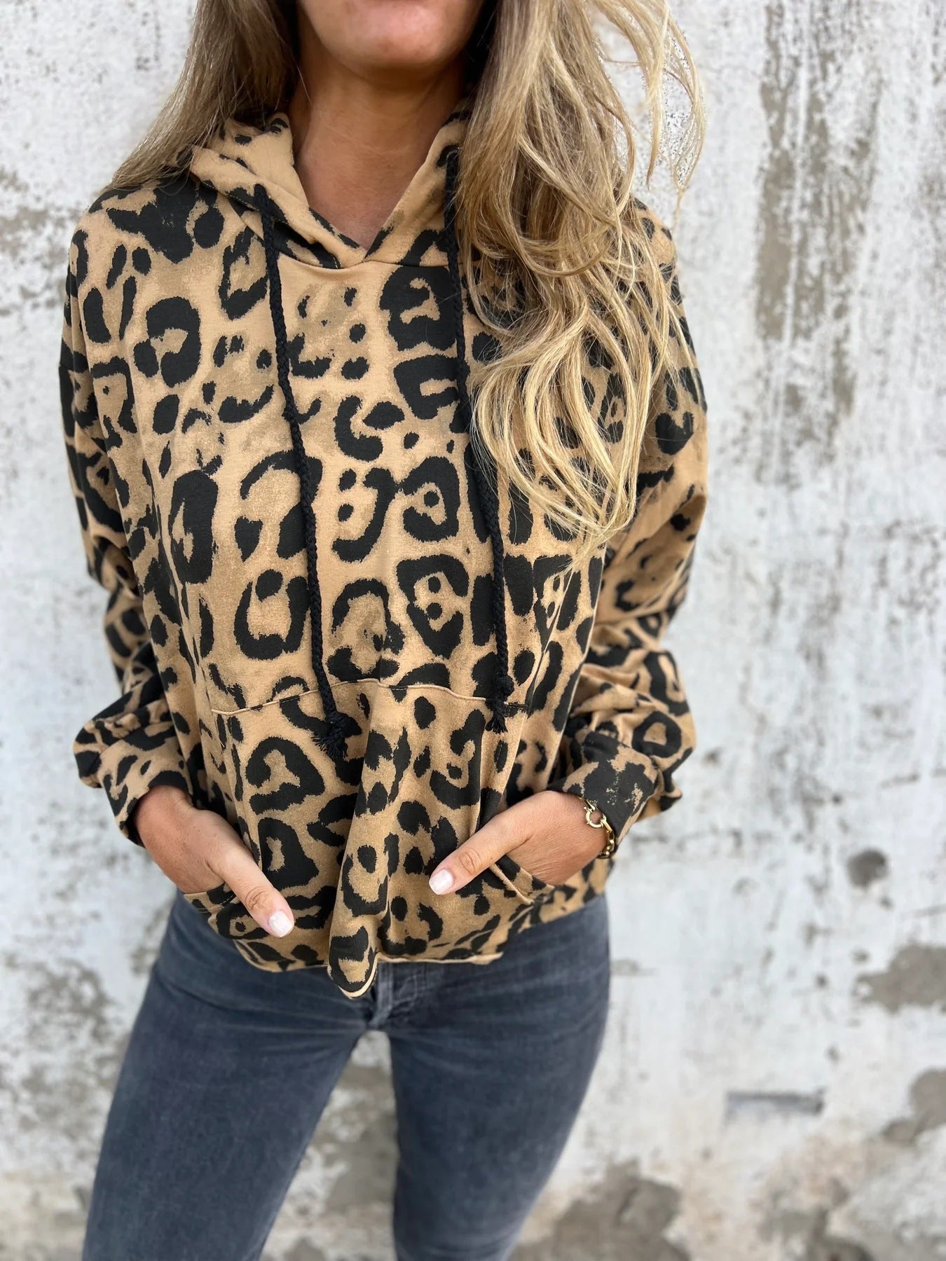 Streetwave Women Leopard Print Hoodie With Pockets Cozy Casual Pullover For Everyday Style