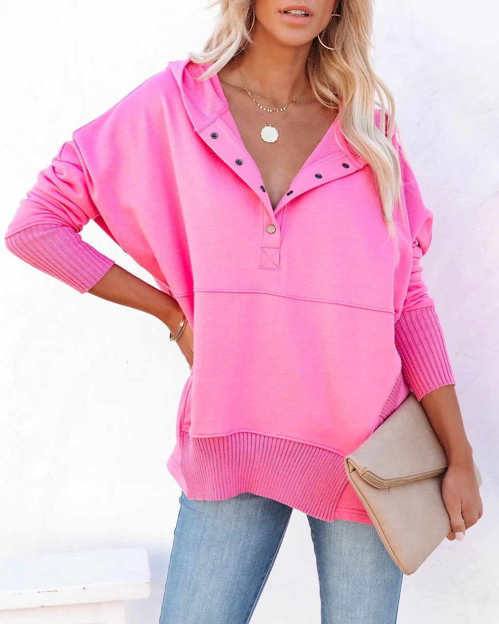 Streetwave Oversized Hoodie For Women Elegant Cozy Pullover With Everyday Comfort And Style