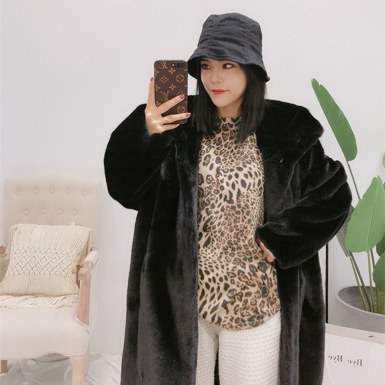 Street-Wave Women Cozy Oversized Coat With High Collar And Side Pockets Plush Warmth