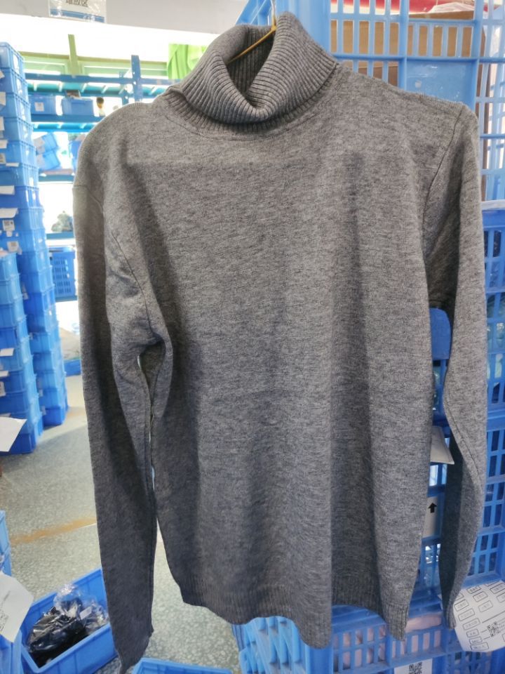 Street Wave Mens Merino Wool Turtleneck Sweater Elegant Soft Warm Everyday Comfort