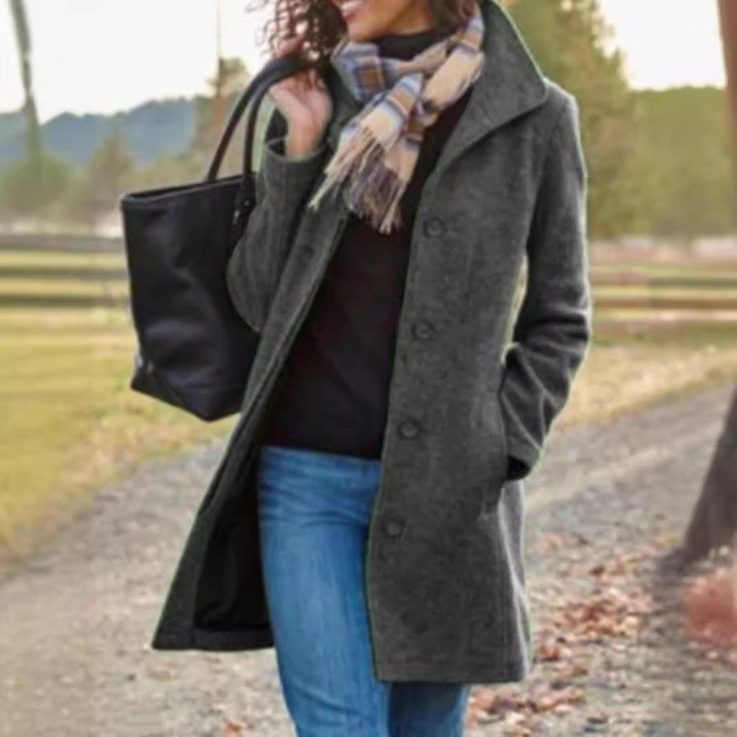 Street-Wave Wool Coat For Women Elegant Transitional Outerwear With Modern Button Details