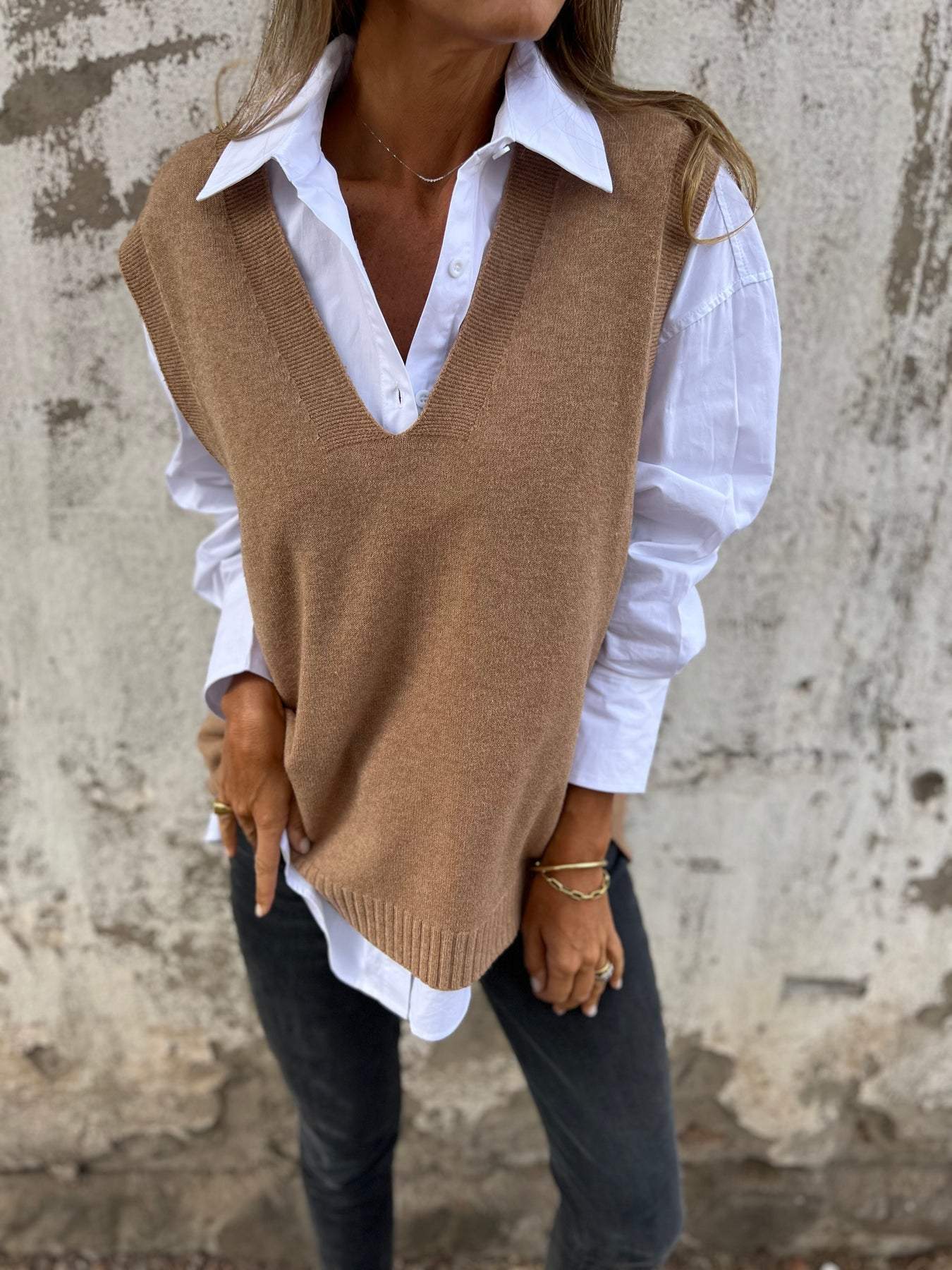 Street Wave Women V Neck Knit Sweater Soft Wool For All Day Comfort And Everyday Style