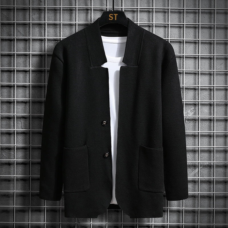 Streetwave Women's Elegant Jacket With Structured Design And Practical Pockets For Everyday Wear