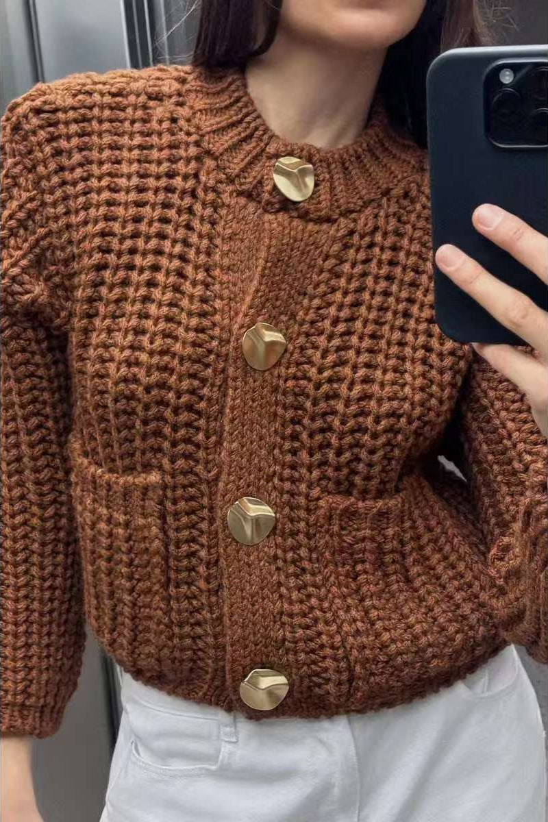 Street-Wave Womens Cozy Chunky Knit Cardigan With Decorative Buttons And Pockets