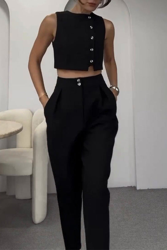 Street-Wave Sleeveless Button-Up Vest Two-Piece Set With High-Waist Cropped Pants For Women Chic Everyday Style