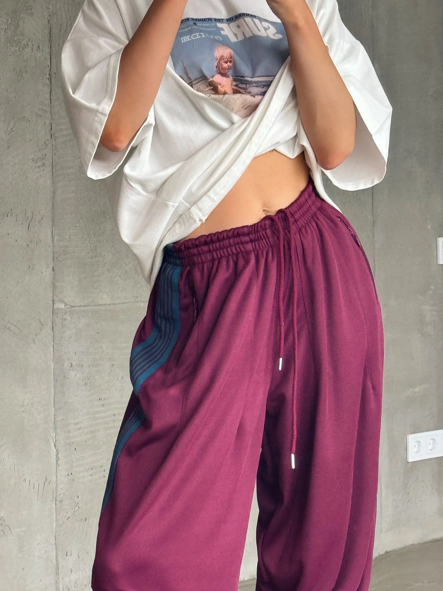 Street-Wave Women's Wide-Leg Sports Pants With Diagonal Stripes For Active Women, Breathable