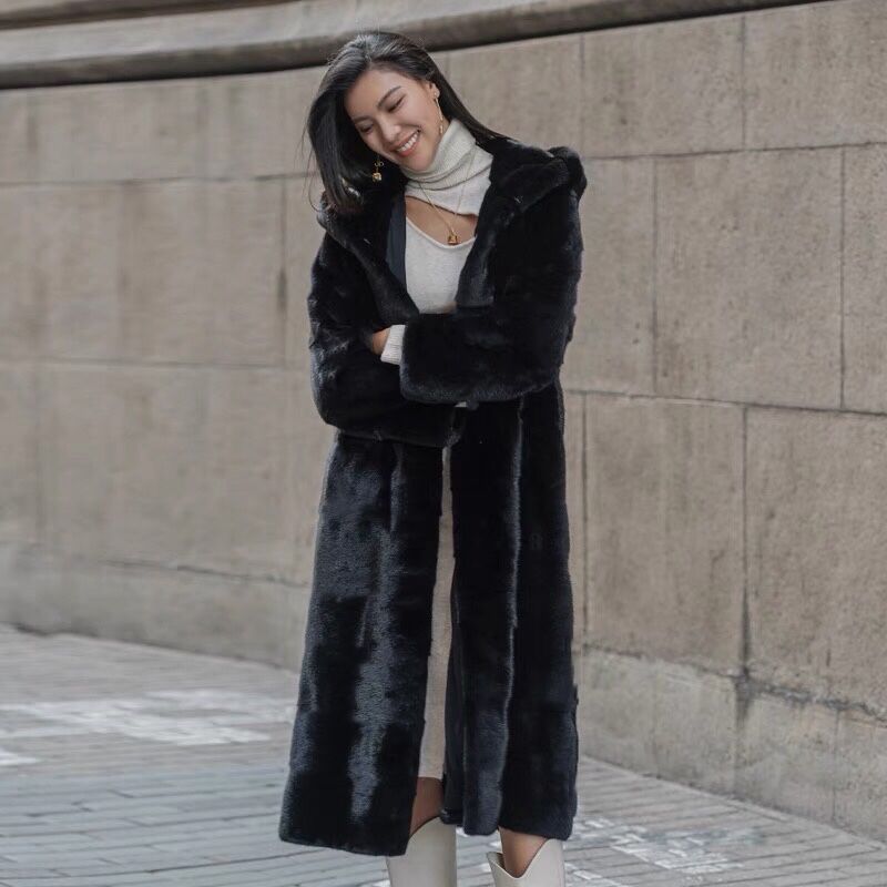 Street-wave Women's Luxurious Long Faux Fur Coat Warm Cozy Comfort Outerwear for Winter