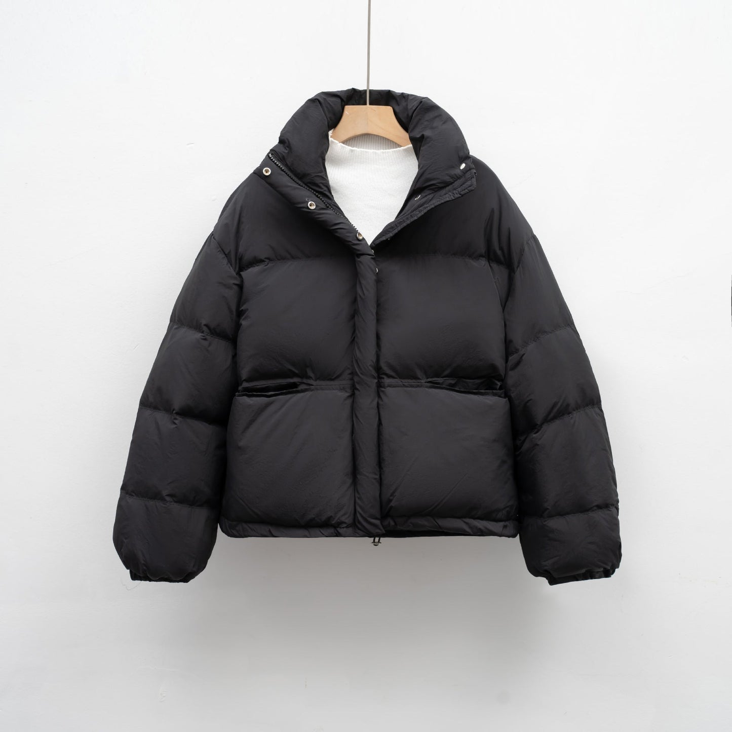 Street Wave Womens Compact Puffer Jacket With Voluminous Silhouette For Urban Cold Weather