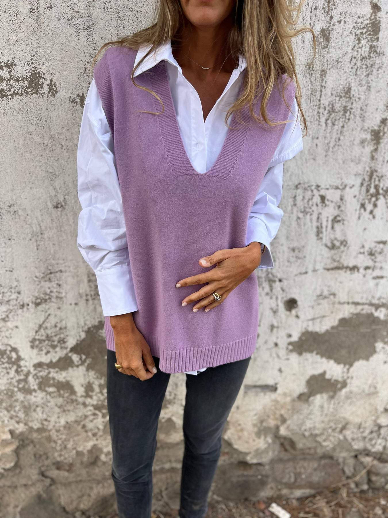 Street Wave Women V Neck Knit Sweater Soft Wool For All Day Comfort And Everyday Style