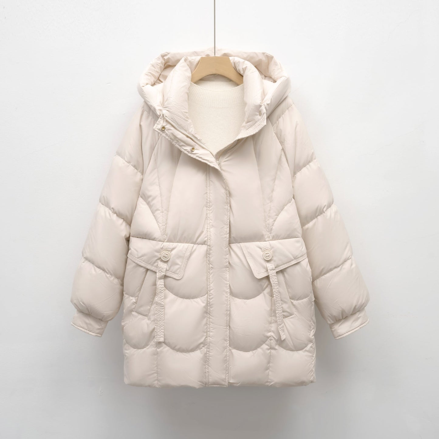 Street Wave Womens Puffer Jacket With Hood For Winter Warmth And Everyday Style Essential