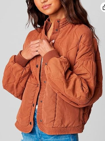 Street-wave Womens Quilted Jacket With High Collar For Fashionable Urban Women Everyday Comfort