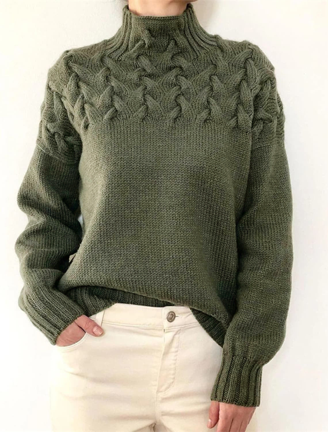 Street-Wave Women Cable Knit Turtleneck Sweater Cozy Warmth Soft Breathable Yarn