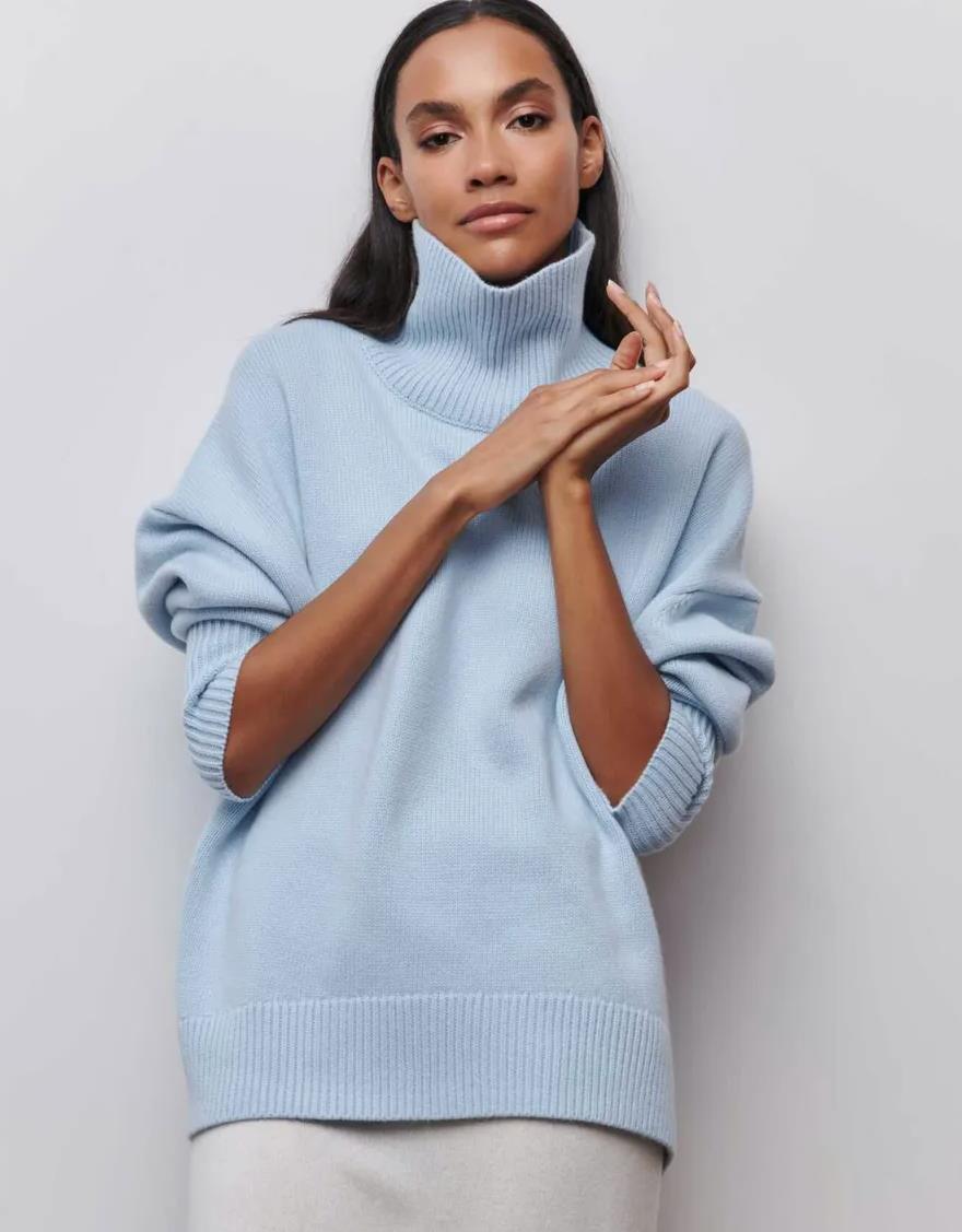 Street-wave Women's Cozy Turtleneck Sweater With Breathable Cotton And Relaxed Fit