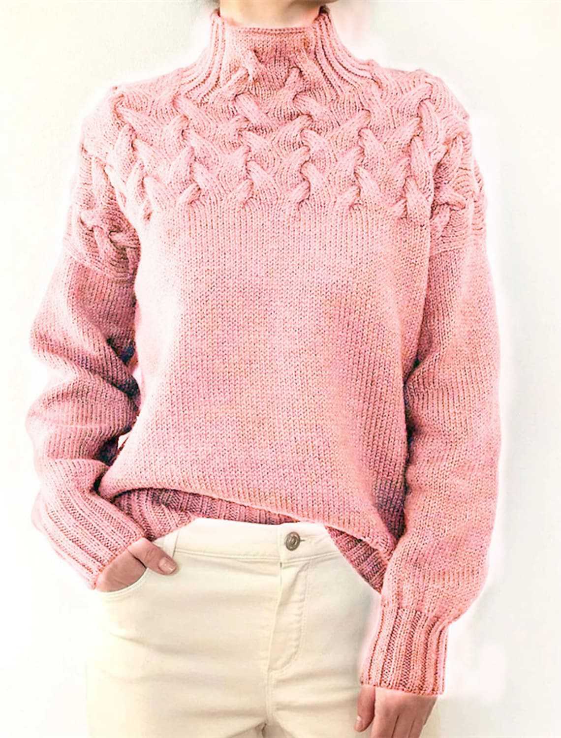 Street-Wave Women Cable Knit Turtleneck Sweater Cozy Warmth Soft Breathable Yarn