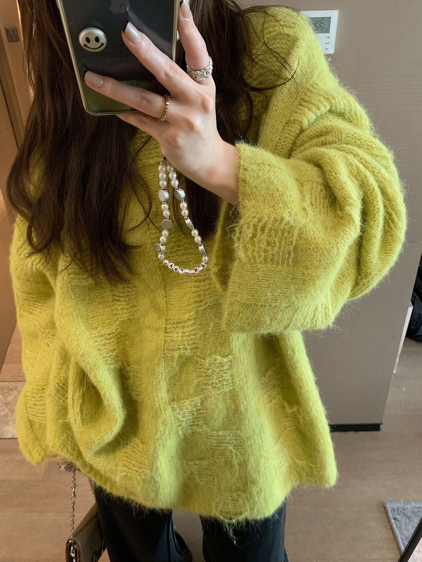 Street-wave Women Oversized Knit Sweater Soft Fluffy Cozy Knit Top for Trendy Casual Wear