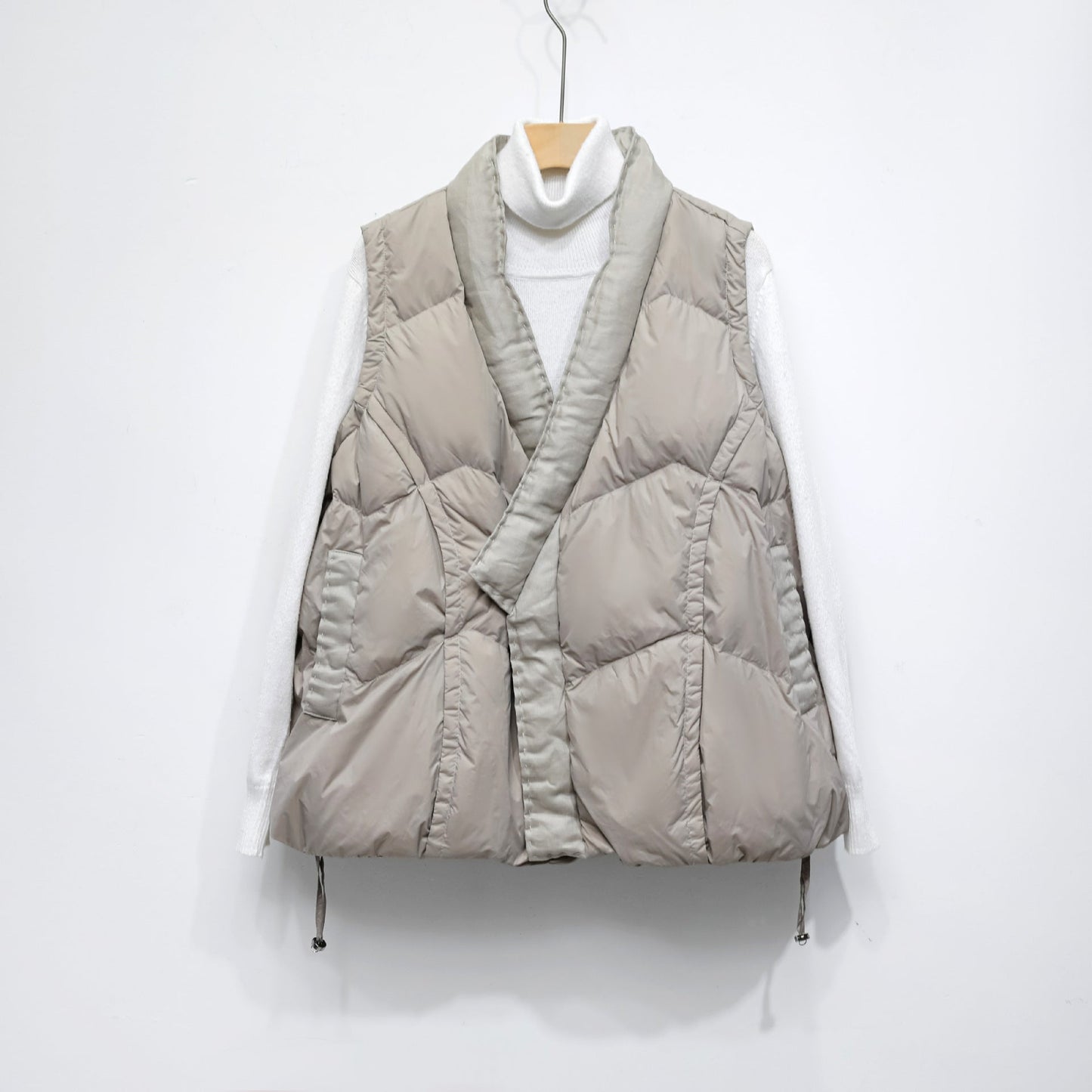 Street-Wave Women's Reversible Winter Vest With Quilted Warmth And Casual Fit For Everyday Wear