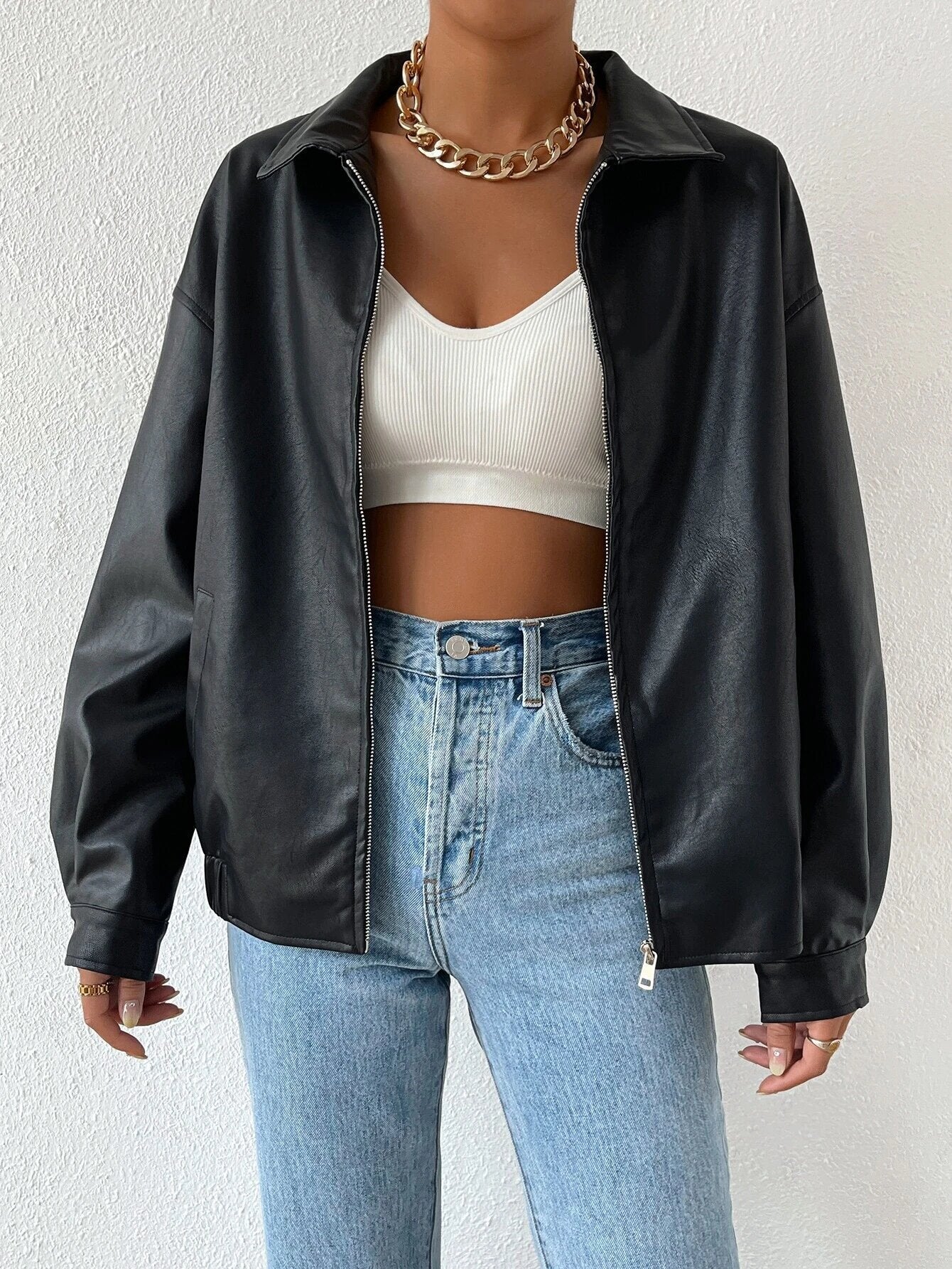 Street-wave Women's Trendy Faux Leather Jacket With Modern Fit And Casual Zip For Women
