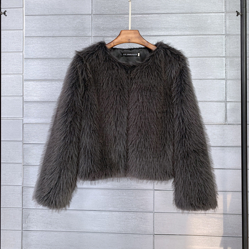 Women Plush Short Faux Fur Jacket From Premium Fur Streetwave Elegant Sleeve Design