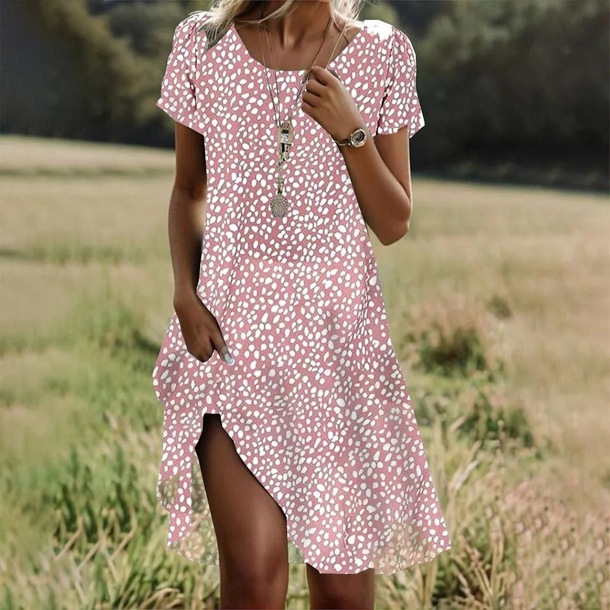 Street-wave Vintage Polka Dot Dress for Women Flattering Plus Size Fit Timeless Nostalgic Style