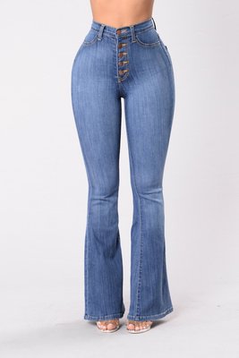 Street-Wave Womens Flared Jeans With High Waist Silhouette And Decorative Button Placket