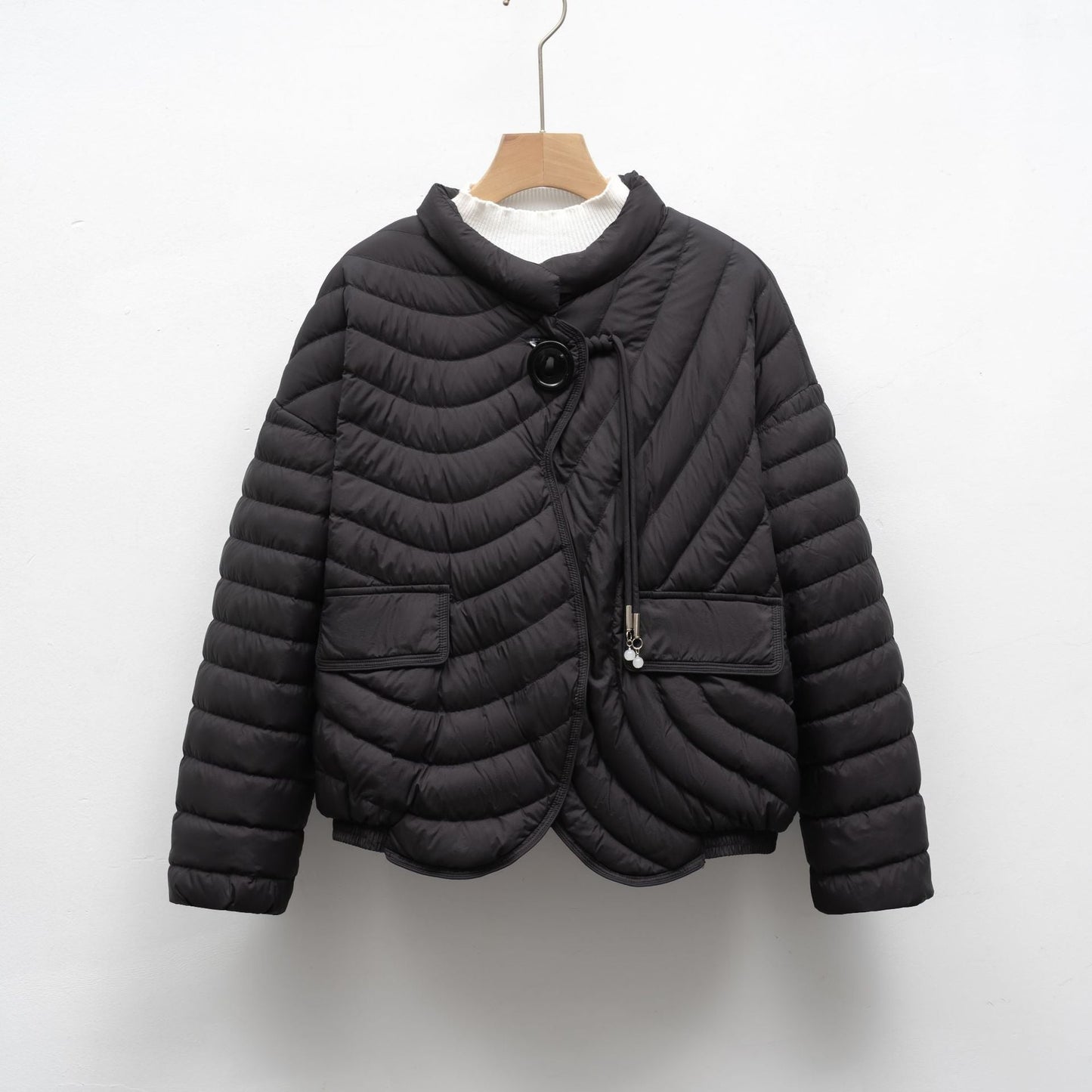 Street-wave Women Quilted Puffer Jacket With Chic Asymmetric Design And Practical Pockets