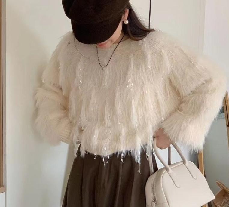 Street-wave Fluffy Knit Sweater for Women with Unique Details, Cozy Luxe Comfort