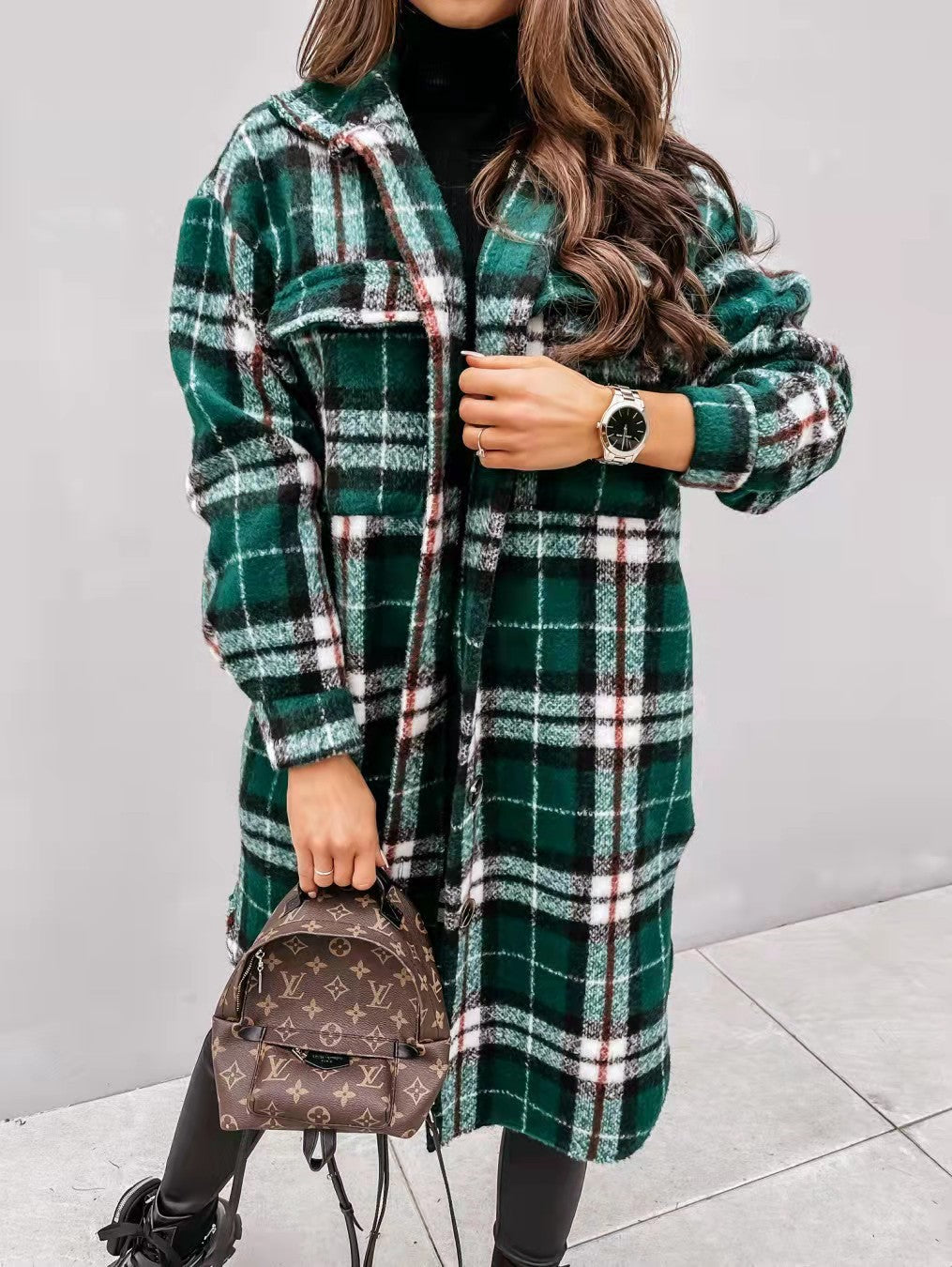 Street Wave Women's Plaid Oversized Shirt Coat With Practical Pockets For Everyday Warmth