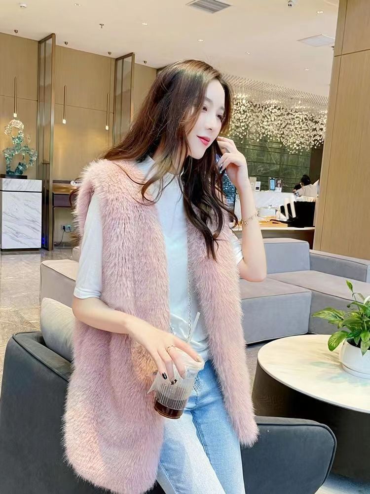 Street-Wave Faux Fur Vest For Women Luxurious Soft Comfort Warmth Chic Winter Layering