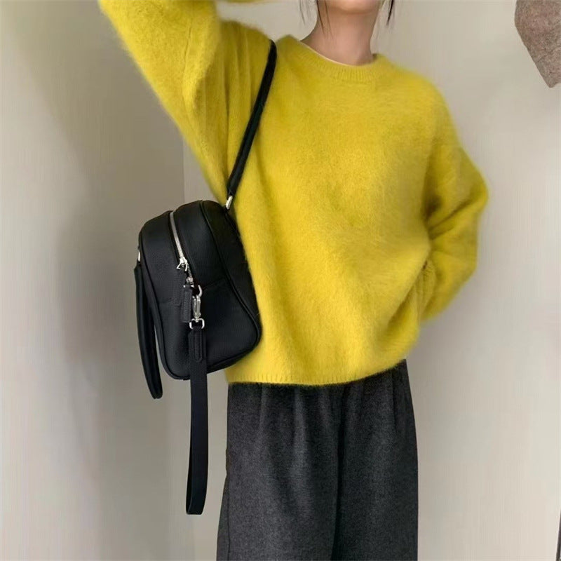 Street-Wave Women's Soft Fluffy Pullover for Cozy Comfort and Effortless Everyday Style
