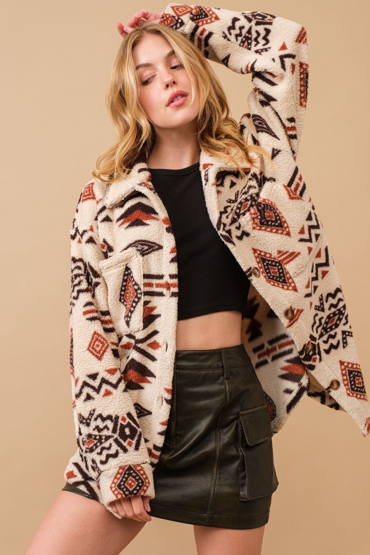Street-Wave Retro Plush Jacket With Lapel Collar For Women Cozy Warmth Bold Geometric Knit