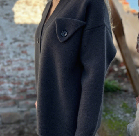 Street-wave Women's Relaxed Knit Cardigan With Asymmetric Cut And Button Details For Everyday Chic