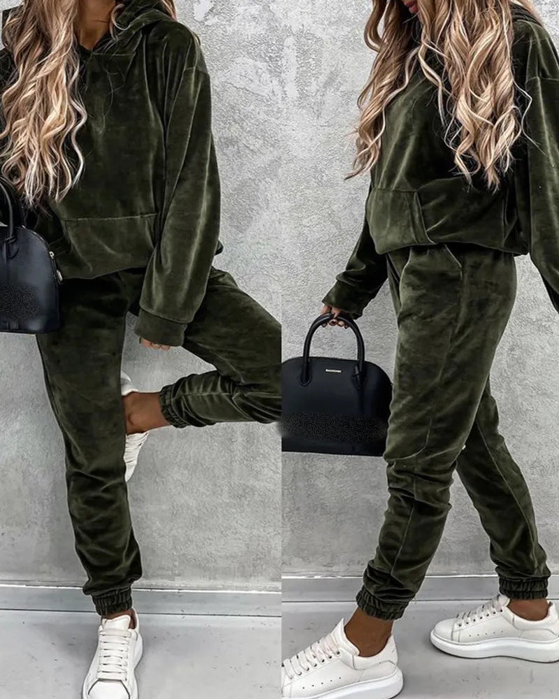 Street Wave Womens Cozy Fleece Set With Oversized Hoodie And Soft Joggers For Lounging