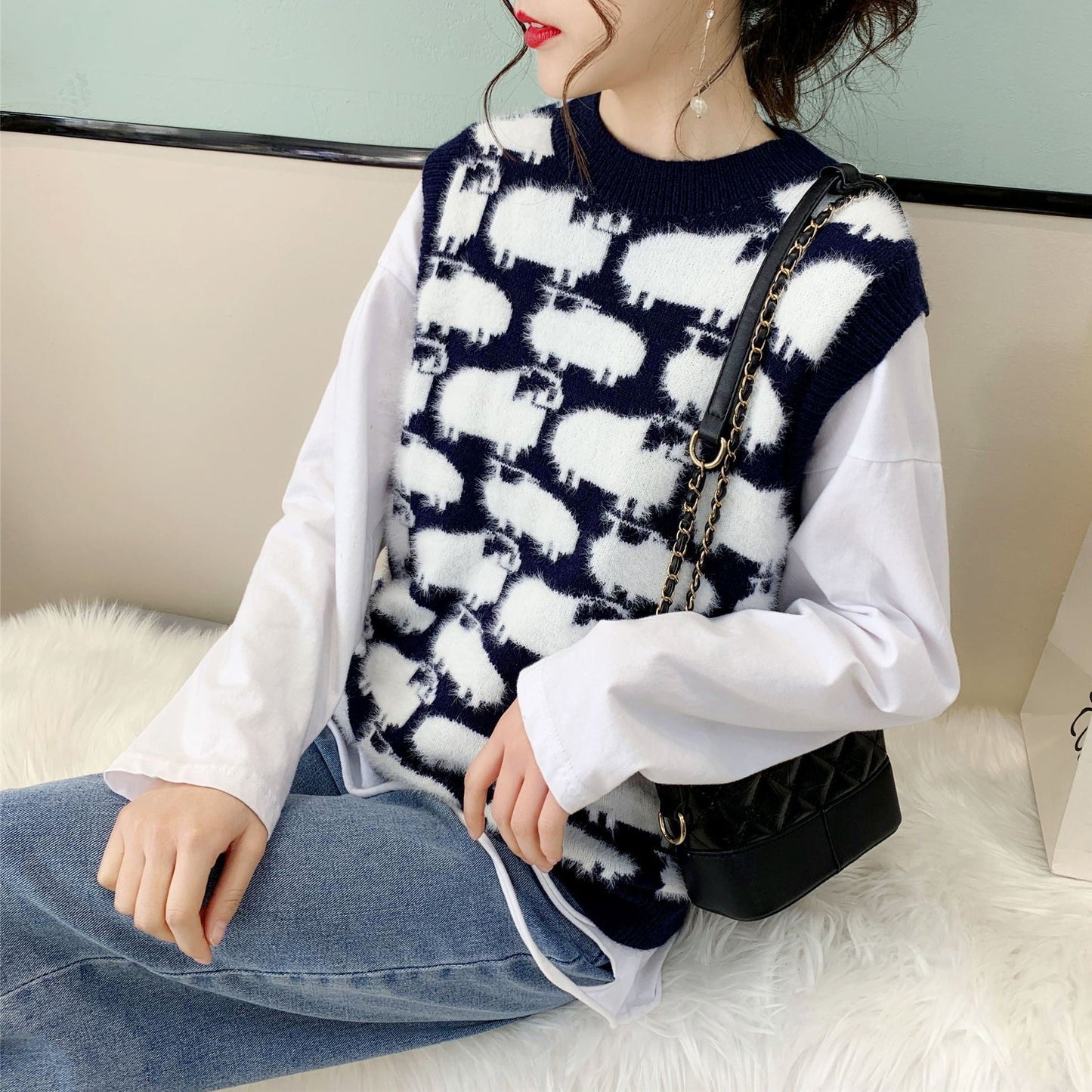 Street-wave Womens Knit Sweater With Playful Animal Motif For Casual Chic Comfort
