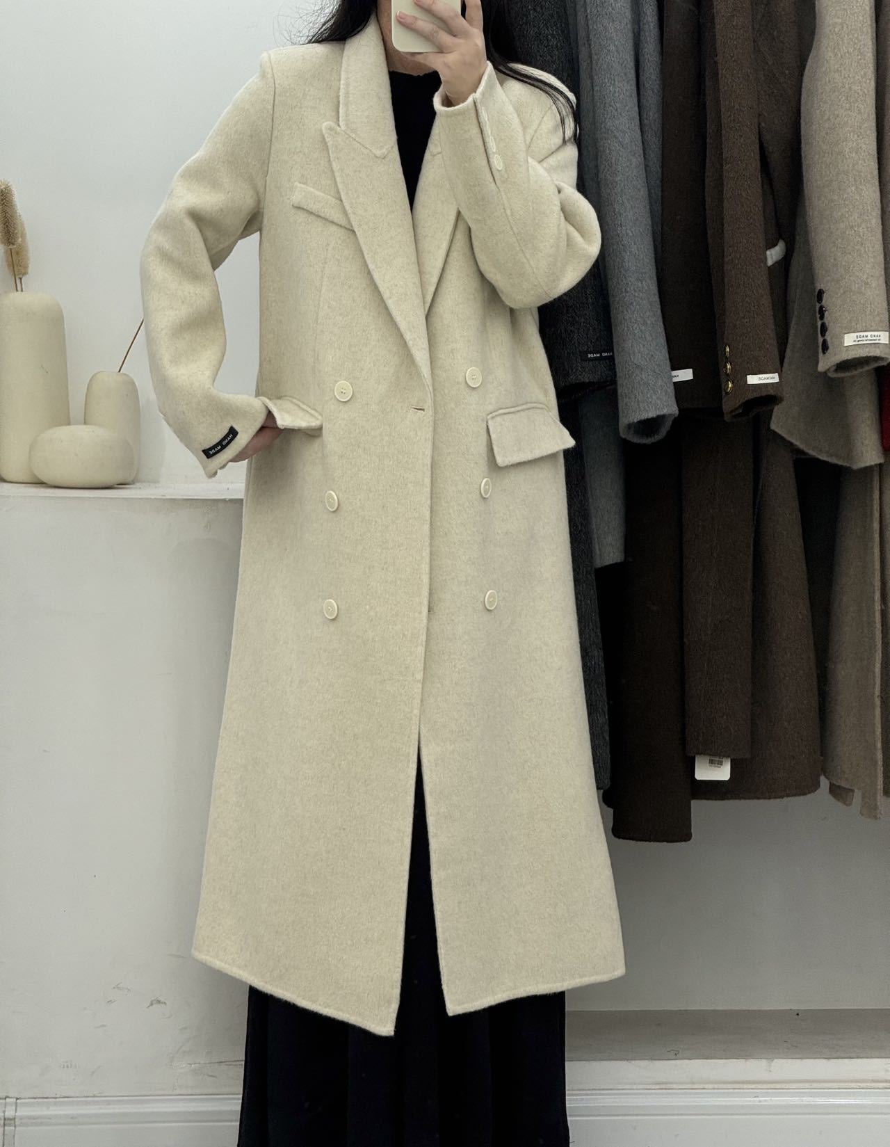 Street-Wave Women Wool Coat With Premium Wool For Warmth And Timeless Elegance For Professional Women