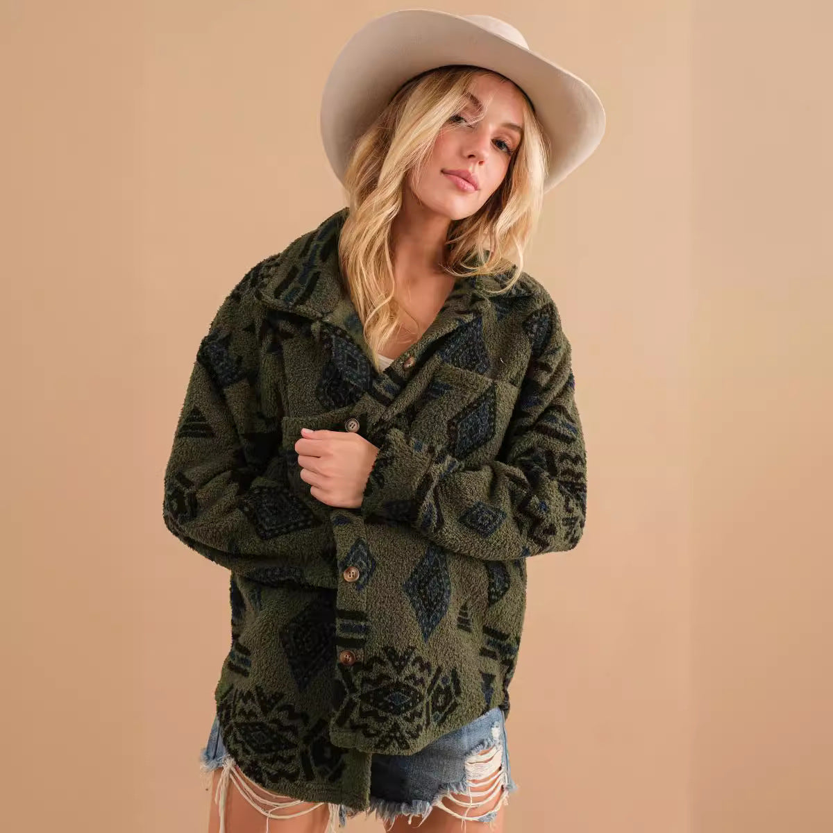 Street-Wave Retro Plush Jacket With Lapel Collar For Women Cozy Warmth Bold Geometric Knit
