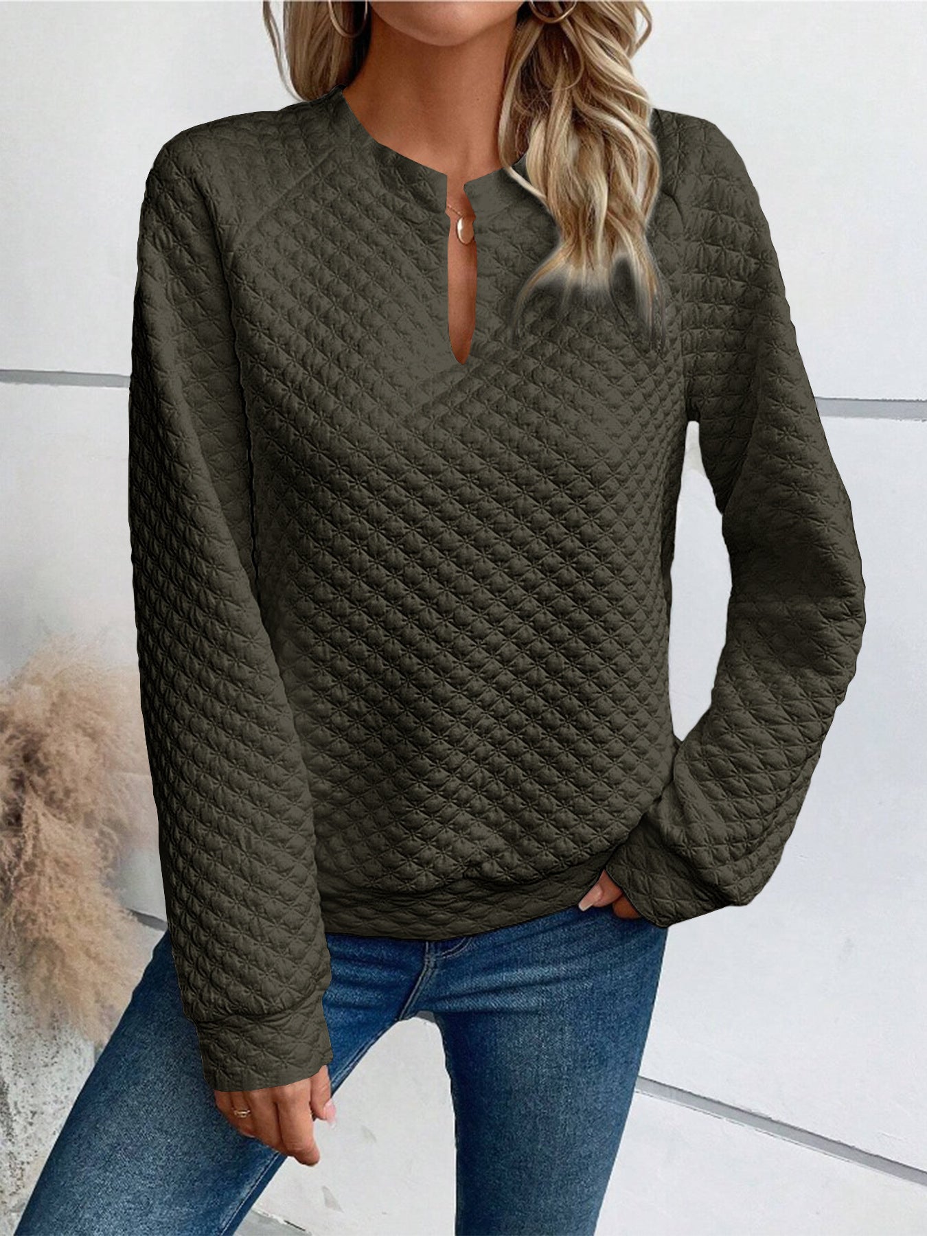 Street-wave Women's Quilted Pullover Cozy Breathable Fabric For Cool Day Wear Everyday Comfort
