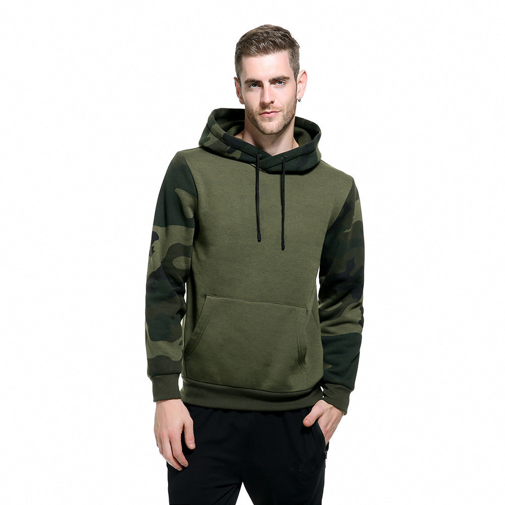 Street-Wave Mens Camouflage Hoodie With Kangaroo Pocket Critical Warmth And Modern Design