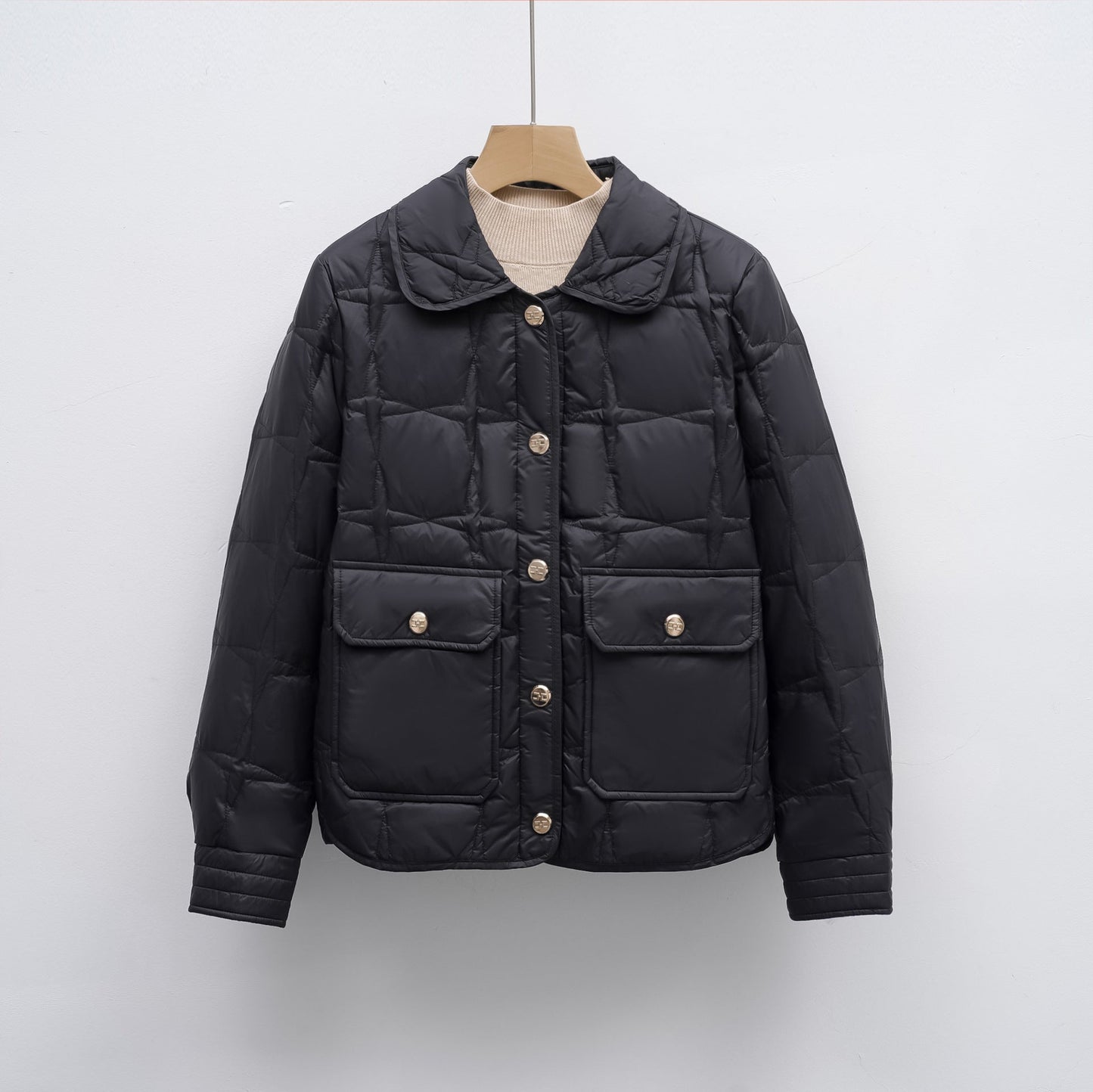 Street-wave Women Quilted Jacket With Button Closure And Front Pockets Lightweight Warm Coat