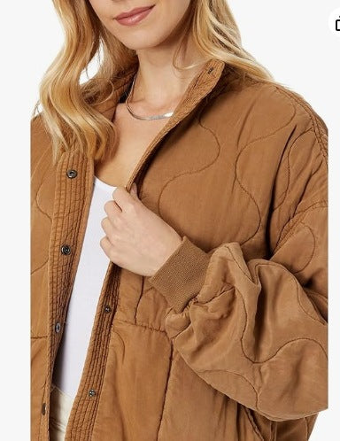 Street-wave Womens Quilted Jacket With High Collar For Fashionable Urban Women Everyday Comfort