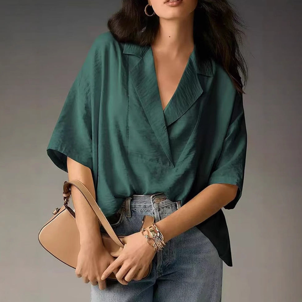 Street-wave Women's Loose Oversized Blouse With V-Neck, Modern Cut, Effortless Chic