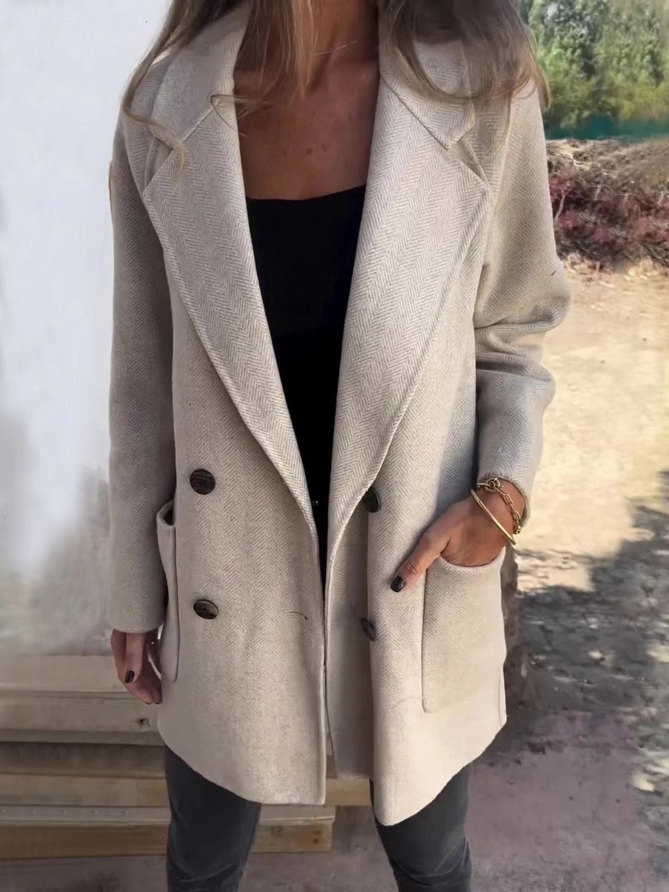 Street-wave Wool Blend Coat For Women With Tailored Fit Double Breasted Herringbone