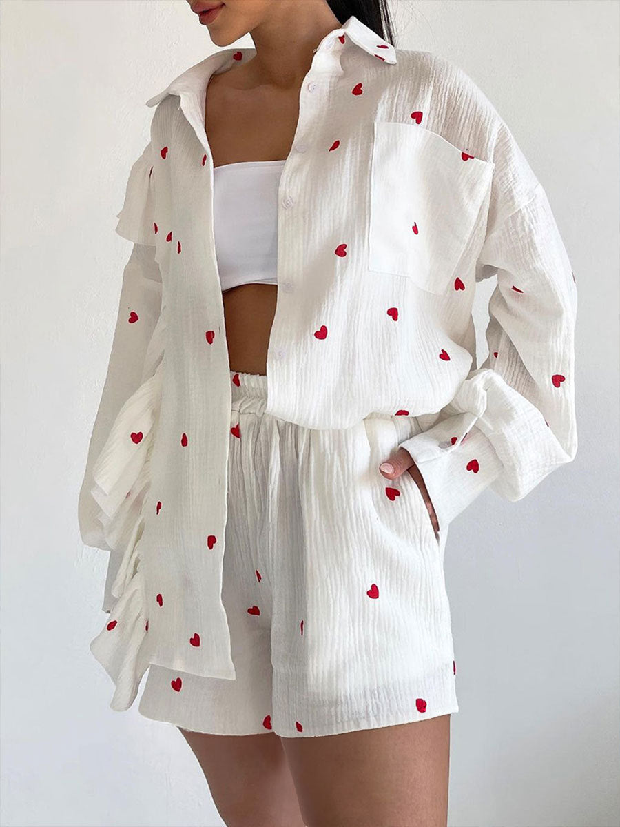 Street-wave Women's Heart Print Shirt and Shorts Set Playful Lightweight Lounge Wear for Warm Weather