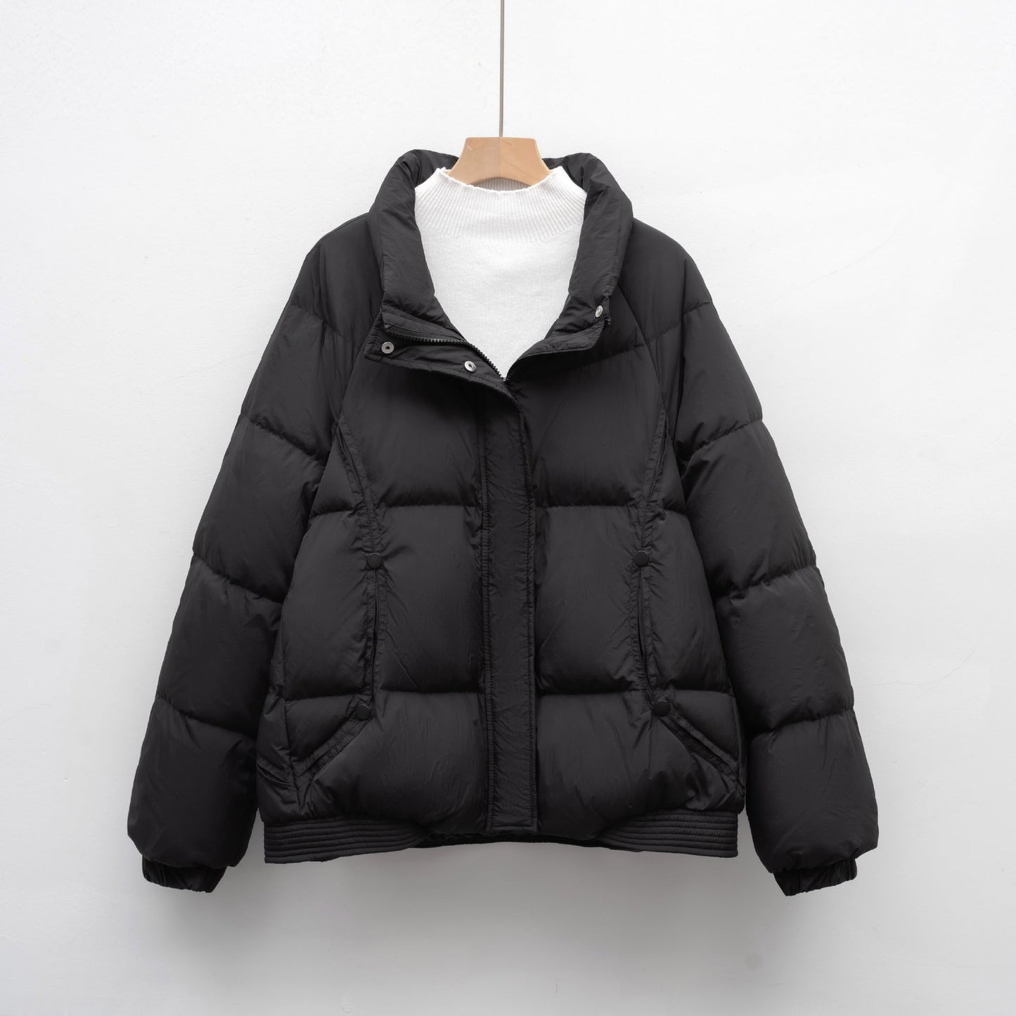 Streetwave Women Puffer Jacket With Modern Collar And Practical Pockets Cozy Insulated Winter Coat
