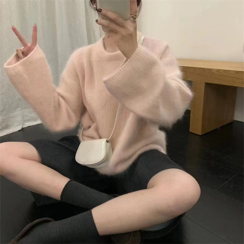 Street-Wave Women's Soft Fluffy Pullover for Cozy Comfort and Effortless Everyday Style