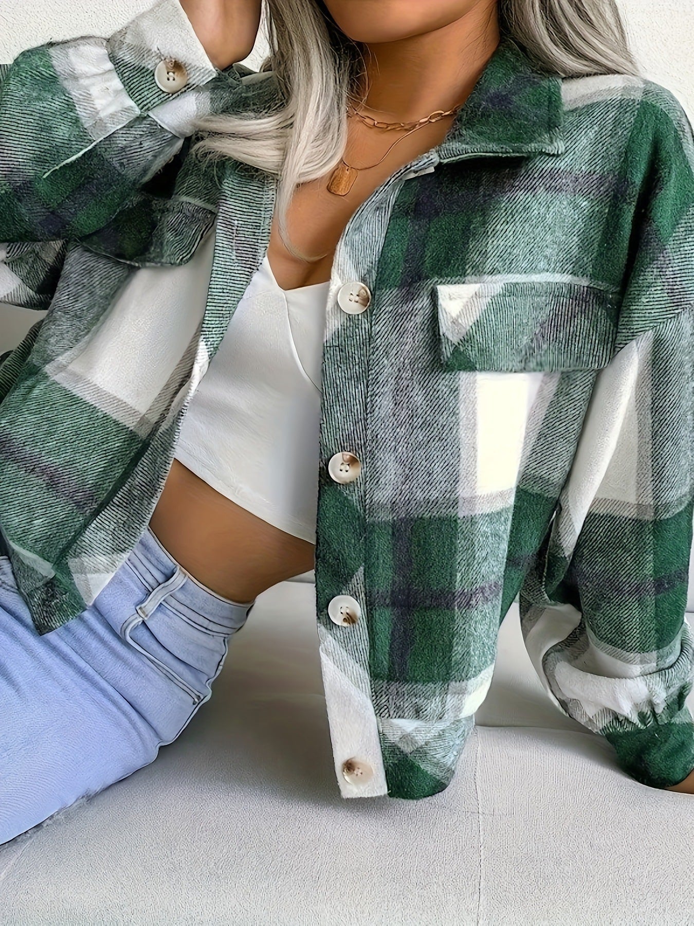 Street-Wave Women's Plaid Shirt Jacket Breathable Cotton Versatile Chic Layer for Casual to Festive