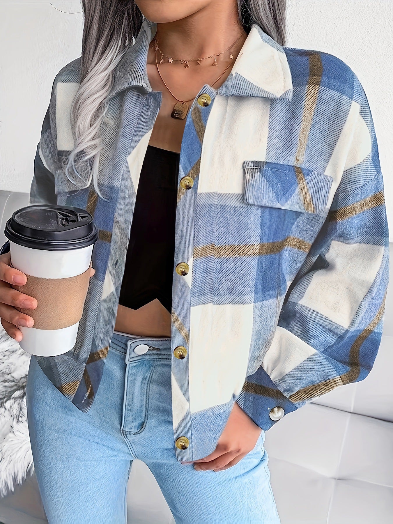 Street-Wave Women's Plaid Shirt Jacket Breathable Cotton Versatile Chic Layer for Casual to Festive