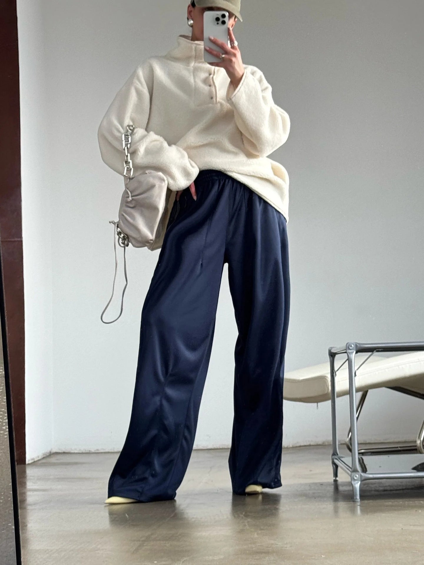Street-Wave Women's Wide-Leg Sports Pants With Diagonal Stripes For Active Women, Breathable