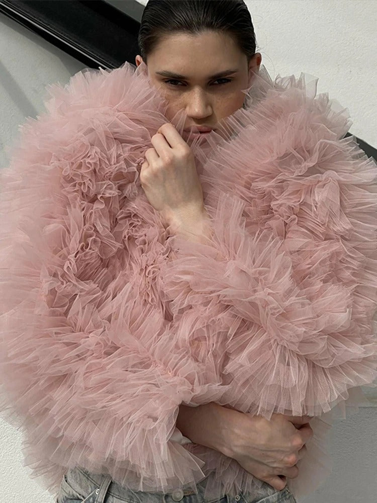 Street-Wave Voluminous Tulle Jacket For Fashion-Forward Women With Dramatic Layered Ruffles