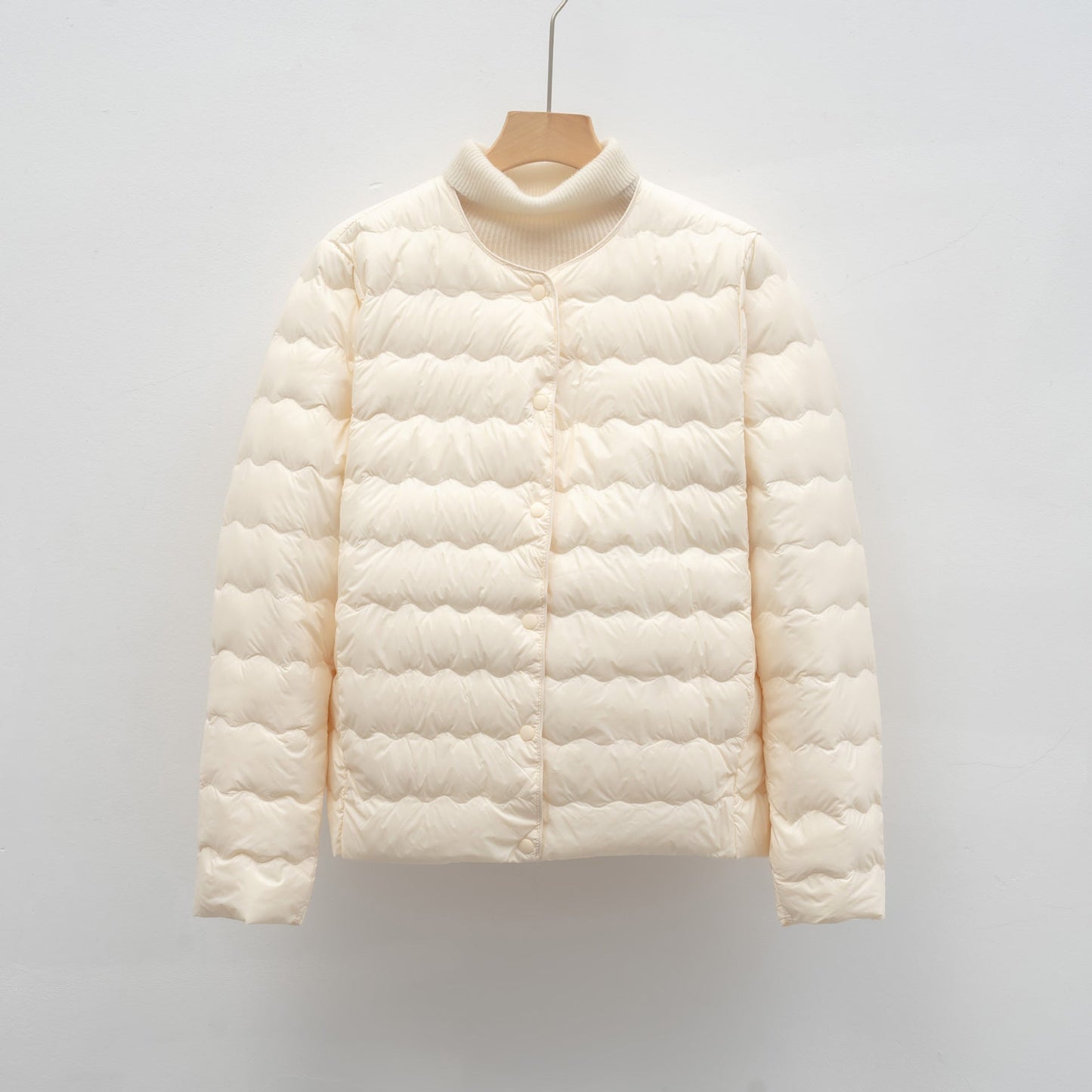 Street Wave Women's Lightweight Breathable Quilted Jacket With Stand Collar And Elastic Cuffs