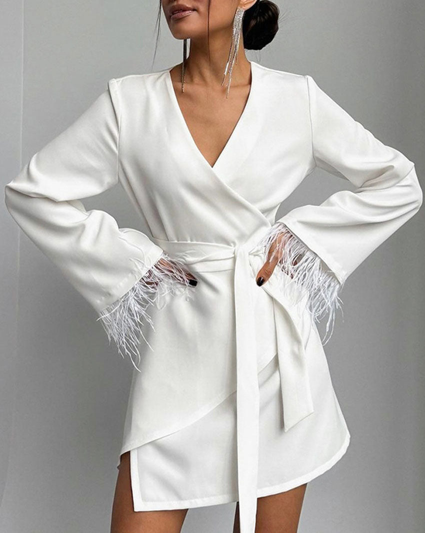 Street Wave Elegant Feather Trim Belted Midi Coat For Women With Lace Up Sleeves And White Finish